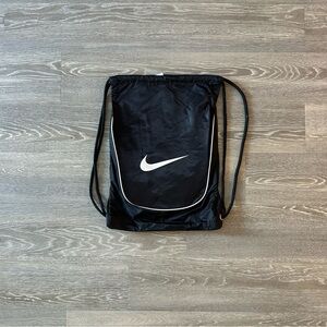nike garment bag